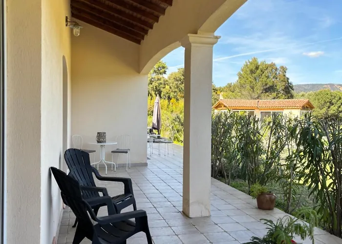 Le Pin D'alep Bed and breakfast