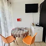 Le Pin D'alep 住宿加早餐酒店 3*