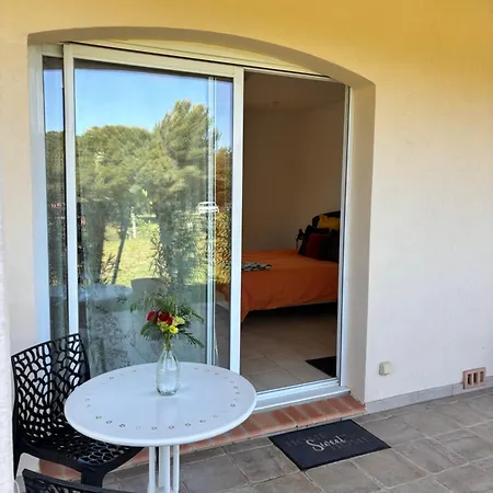 Le Pin D'alep Bed and Breakfast